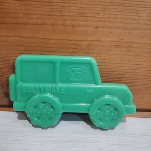 NEVER USED Bullymake Green Jeep Sporty SUV Nylon Dog Chew Toy 5" USA Rare HTF